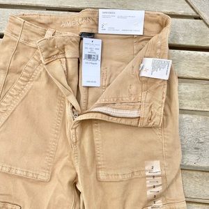 Never worn American Eagle Super Stretch Super Hi-Rise Jeggings